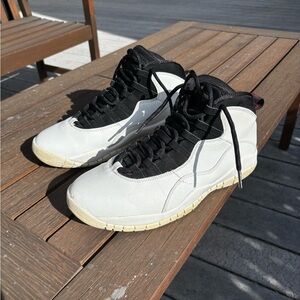 Jordan 10 I’m Back Size 11M Black and White